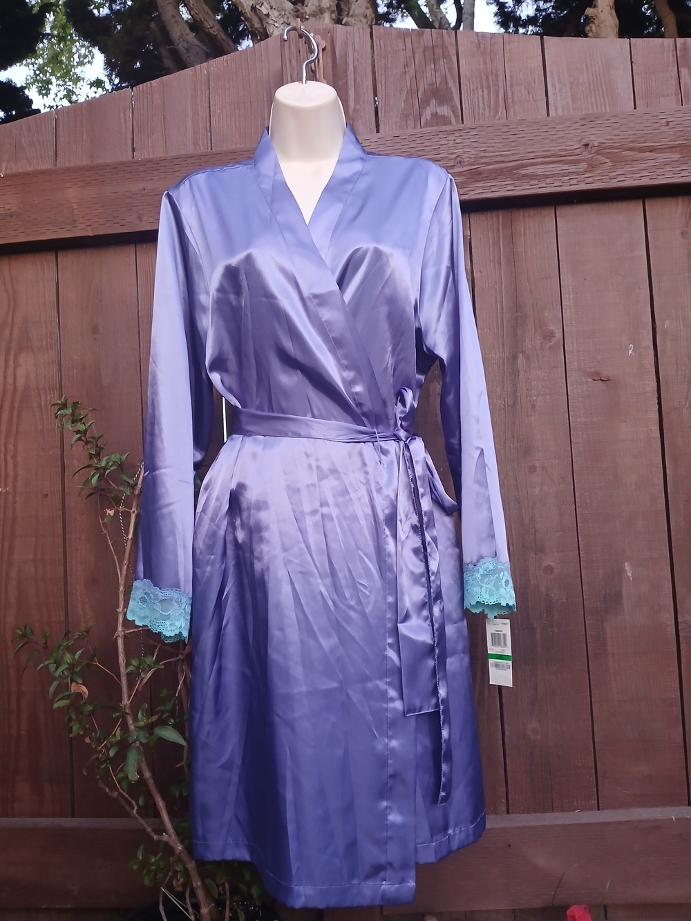 NWT Thalia Sodi Iris/lavande Blue Satin Lace Trim Wrap Robe L/XL